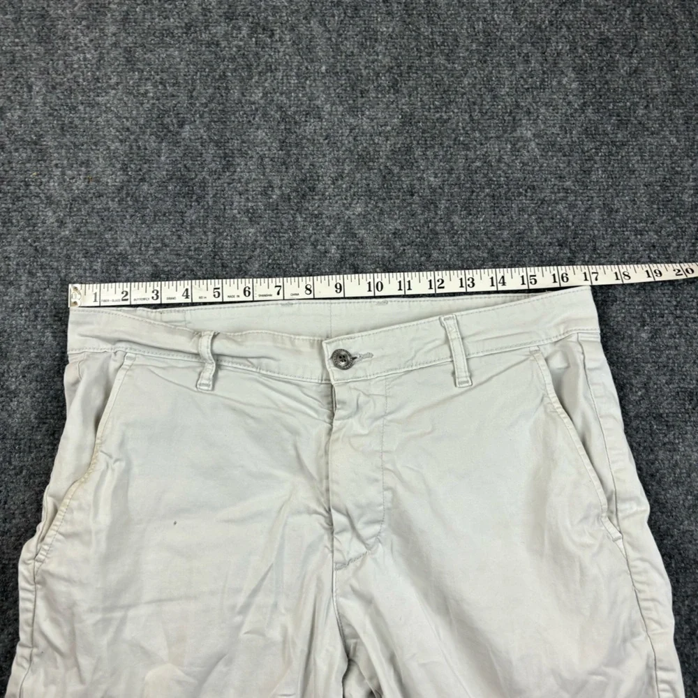 ADRIANO GOLDSCHMIED AG Men’s Khaki Flat front Shorts Size: 32R